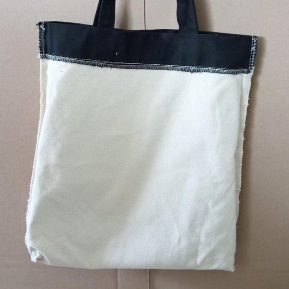 NWOT Lancome  CanvasTote - Picture 4 of 9